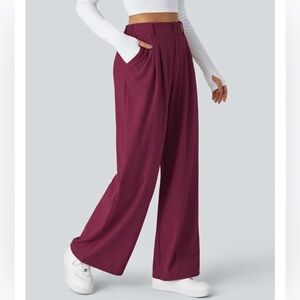 Halara Flex™ High Waisted Plicated Side
Pocket Wide Leg Waffle Work Pants